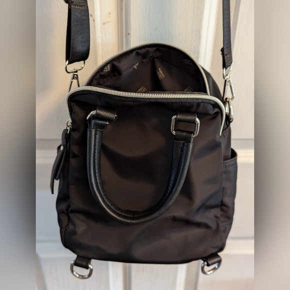 Small Convertible Handbag/Backpack - Picture 5 of 7